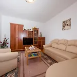 Scerbe 3103 Apartament Mundanije