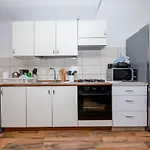Apartament Scerbe 3103 Mundanije