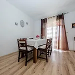 Apartament Scerbe 3103
