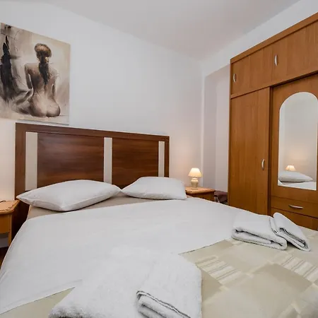 Apartamento Scerbe 3103 *