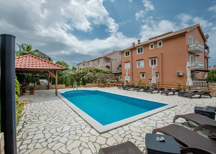 Scerbe 3103 * Mundanije