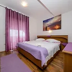Scerbe 3103 Apartman