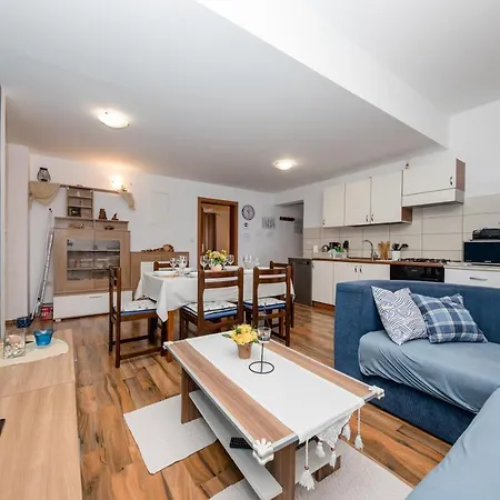 Apartman Scerbe 3103 Mundanije