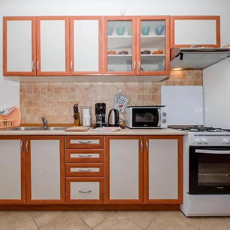 Scerbe 3103 Apartament Mundanije