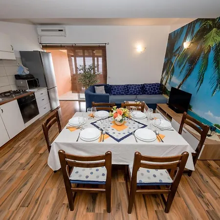 Apartman Scerbe 3103 *