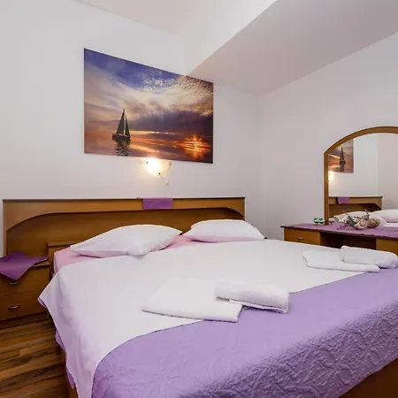 Scerbe 3103 Apartman *