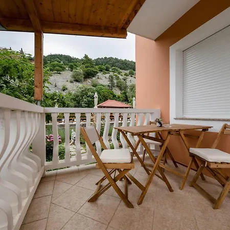 Scerbe 3103 Apartman *