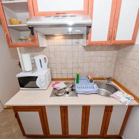 Scerbe 3103 Apartman Mundanije